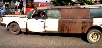 Video: Junk limousine on our road