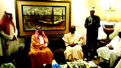 Security agents manhandle two Nigerian pilgrims in Madinah