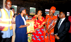 Association donates items worth N20m to Edo IDP camp