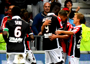 Balotelli double helps Nice thrash Monaco