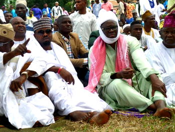 Covid-19: Muslim faithful ignore social distancing in Kano, Yola, Ughelli, observe Jum’at prayers