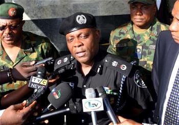 Lagos ASP suspended over extortion; police return N800,000 to victims