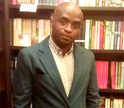 Tunji Offeyi wins Africa4U Online Awards
