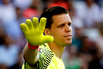 Szczesny replaces Buffon as Juventus look for perfect five