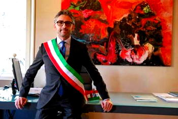 Italian Mayor nabbed for corruption