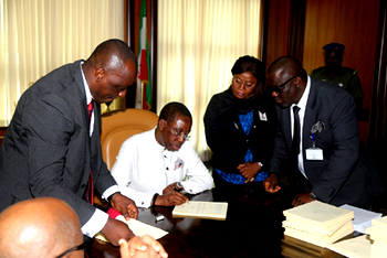 Okowa signs DSIEC, 2 other bills into law