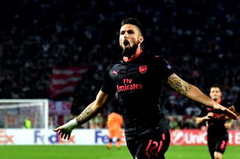 Giroud overhead kick edges Arsenal past Red Star