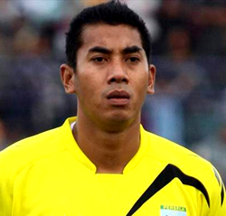 Goalkeeper dies after tragic collision with team–mate