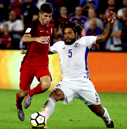 US rout Panama, edge closer to World Cup