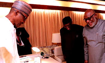Akeredolu lobbies Buhari for seaport in Ondo