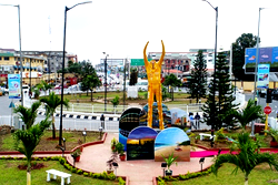Photos: Fela Anikulapo-Kuti statue unveiled in Lagos