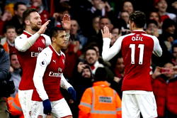 Arsenal win derby