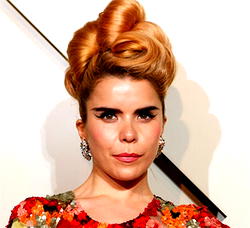 Pregnancy is “hell”, says British Singer, Paloma Faith