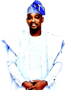 Wasiu Pasuma celebrates 50th birthday on the street