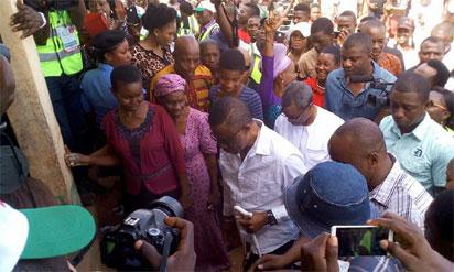 obiano vote 4 Photos: Obiano thrills electorates with dancing steps