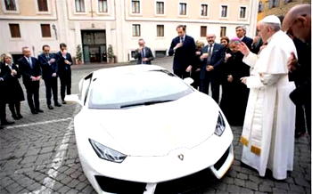 Pope gets $200,000 Lamborghini to auction for charity