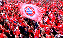 PSG and Bayern fans clash ahead of Champions League in Munich