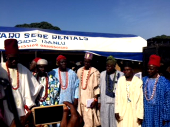 Yagba monarch, people honour Omuluabi with traditional title