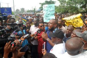 End SARS Protest Anti, pro-SARS rallies rock Nigeria