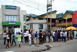 Financial inclusion : Fidelity Bank doles out N16m to 13 customers