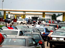 Fuel queues: Petrol station manager arrested for alleged diversion