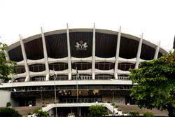 NATIONAL THEATER: A banking boost for the creative industry