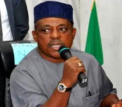 PDP: Defection looms as govs sideline national legislators
