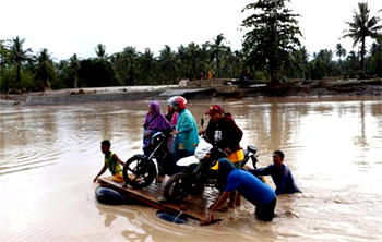 2 students found floating on water in Alagbado, Lagos, after heavy rain