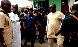 Photos : PDP handover ceremony