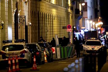 Armed robbers seize jewels worth ‘4m euros’ from Paris Ritz