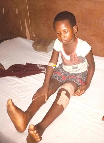 Soldiers saw my dying wife in my arms, zoomed off, bereaved husband laments