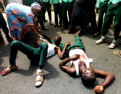 Niger governor’s convoy saves students from hoodlums