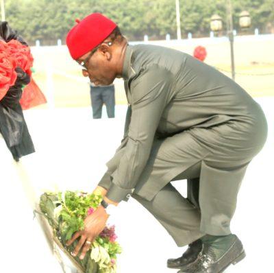 okowa e1516024793973 Okowa, others lay wreaths, as Nigerians mark armed forces remembrance aay