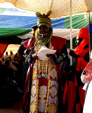 Be more united, Mai Tula tasks subjects