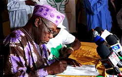 Coalition for Nigeria Movement: Obasanjo storms NUJ Ogun with Oyinlola, Duke