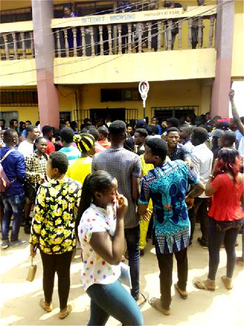 FEDPOLYOKO students protest against ongoing strike