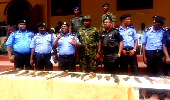 200 youths renounce cultism in Ikorodu