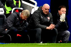Wenger defiant as Brighton rock Arsenal, City close in on title