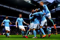 De Bruyne in as Man City dominate Premier League team of the year