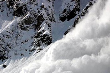 Four skiers feared dead after Swiss avalanche