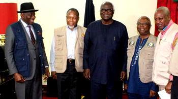 Jonathan urges credible,  peaceful elections as Sierra Leoneans get ready to vote