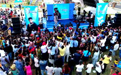 Mother’s day: Kiss Daniel thrills fans at JJT park in Lagos