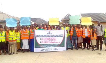 3,000 angry defunct SURE-P beneficiaries cry out over unpaid benefits …