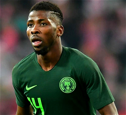Iheanacho: Leicester City coach disagrees with Rohr