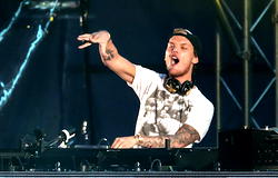 Death of Avicii shocks music world shocked