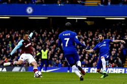 Chelsea suffer fresh Champions League blow, Welbeck doubles up for Arsenal