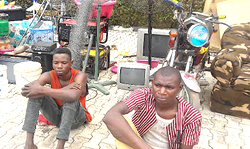Robbery victim goes berserk after seeing suspect’s wife wearing jeans stolen from her