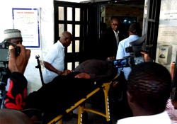 Dino Melaye on admission in hospital after escape from police team