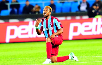 Trabzonspor want Kabore to replace Onazi