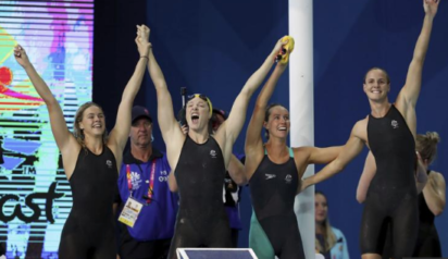 Australia women break world record in 4x100m freestyle relay